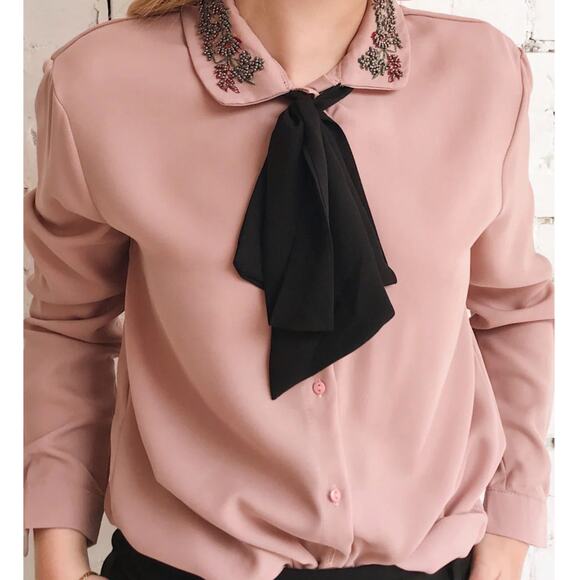 Zara Button Down Top MEDIUM Beaded Tie Neck Embroidered Long Sleeve Pink Preppy - Picture 1 of 11